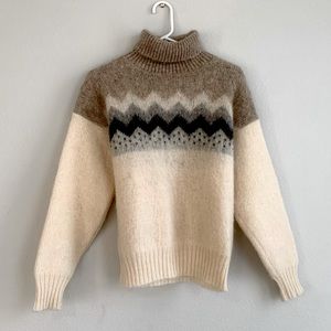 Vintage Icelandic Wool Ski Sweater - Apré Ski
